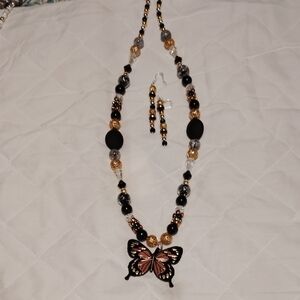 Chic Butterfly Pendant Necklace and Earring Set